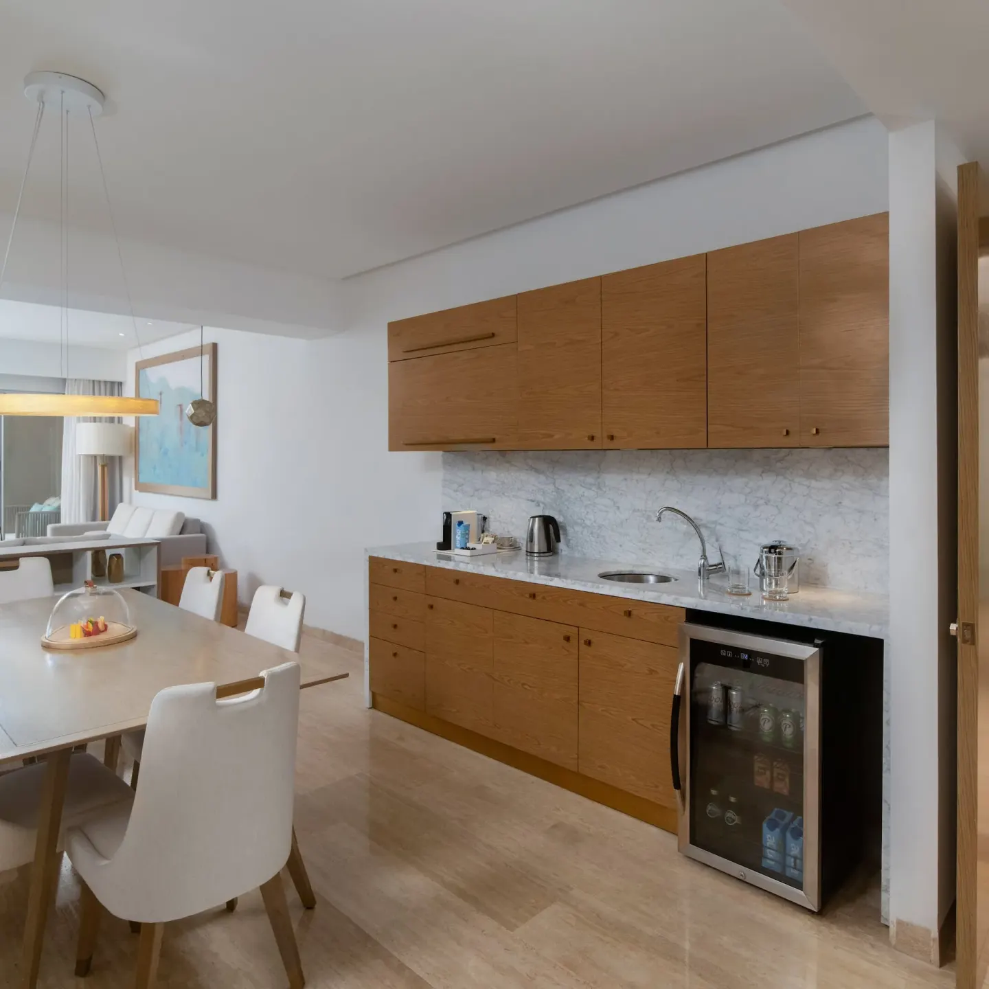 Family Concierge Two Bedroom Master Swim Up Suite Official 1