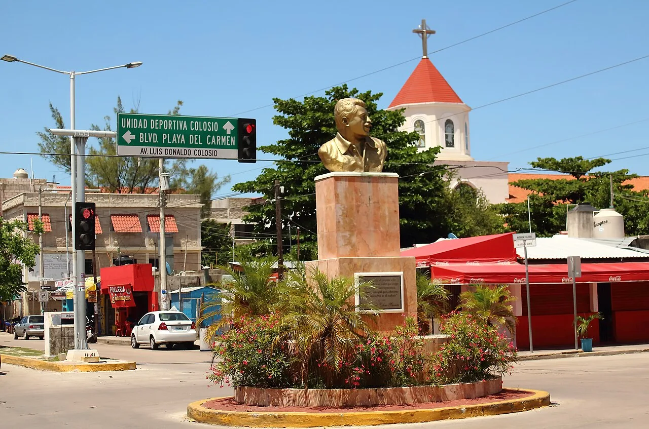 Playa Avenida Colosio 5 Min Drive