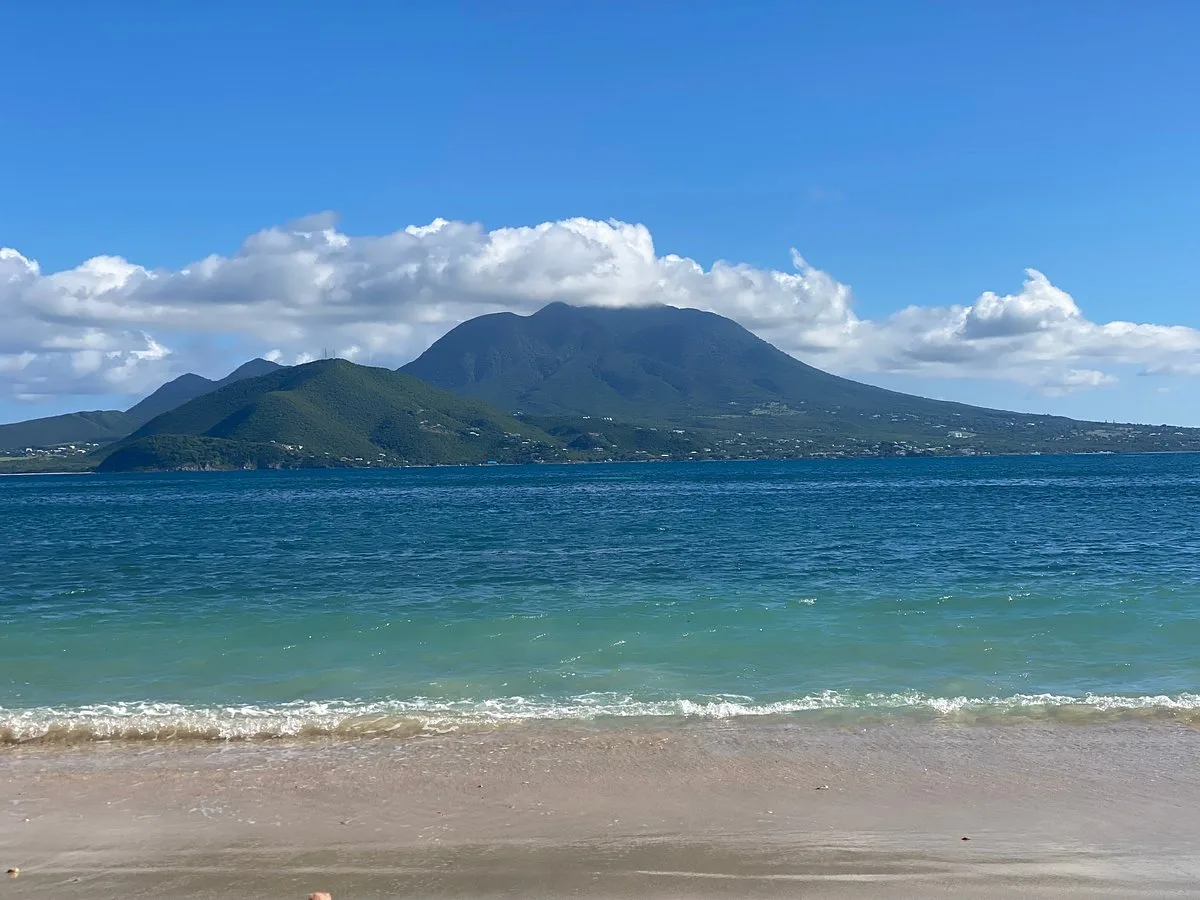 Lion S Beach 10 Min Walk