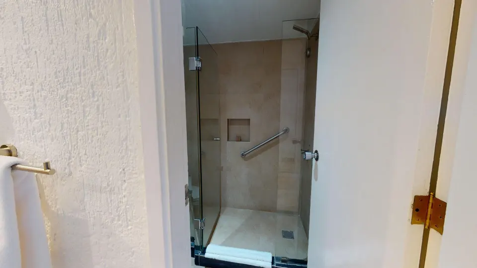 Deluxe Nature View bathroom shower at Park Royal Beach Ixtapa.