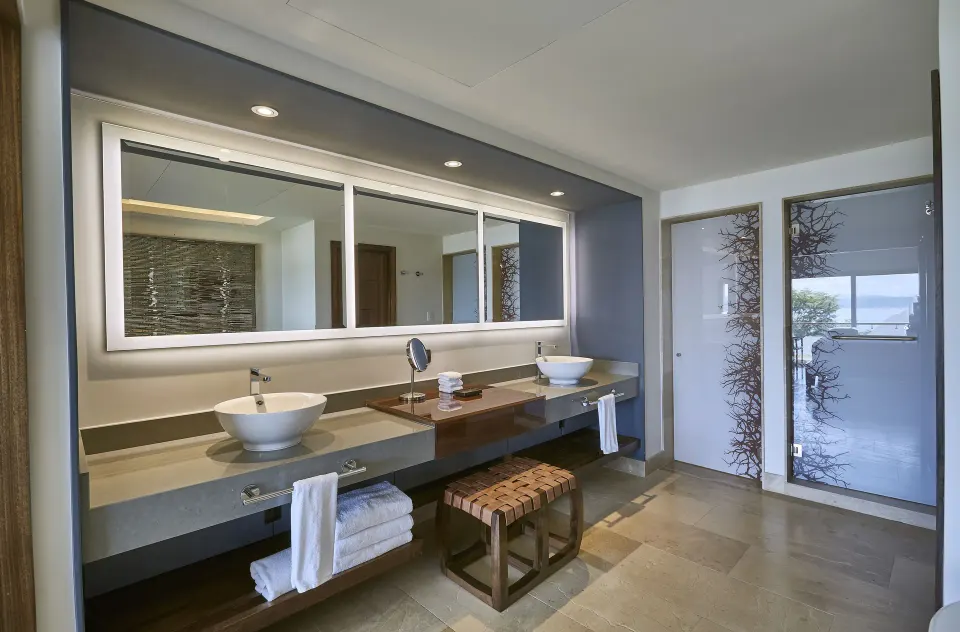 Star Class Director's Suite bathroom with double vanity at Planet Hollywood Costa Rica.