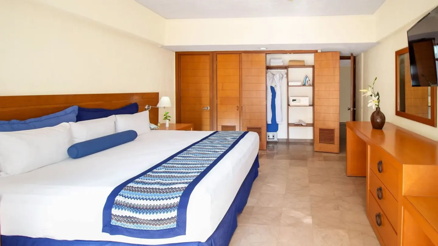 2 Bedroom Family Suite Official 2