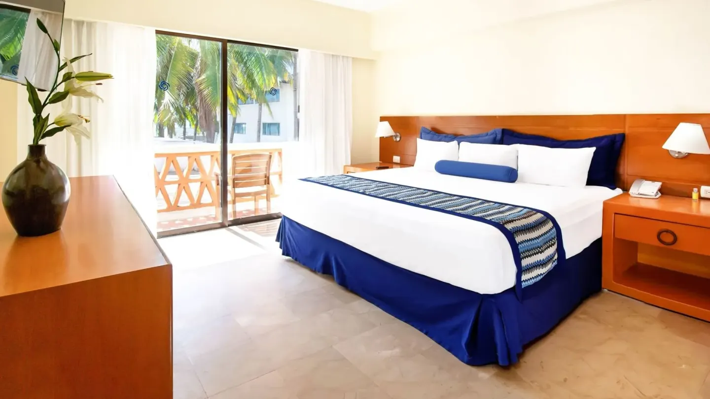 2 Bedroom Family Suite Official 4