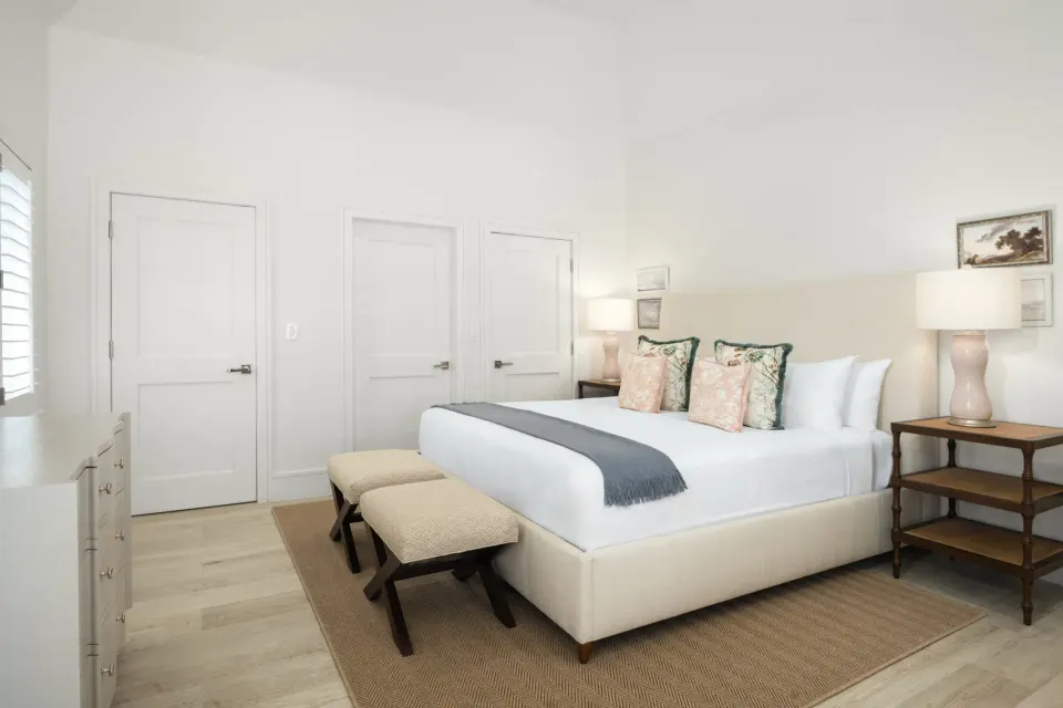 Penthouse Ocean Front Five Bedroom Suite Official 3