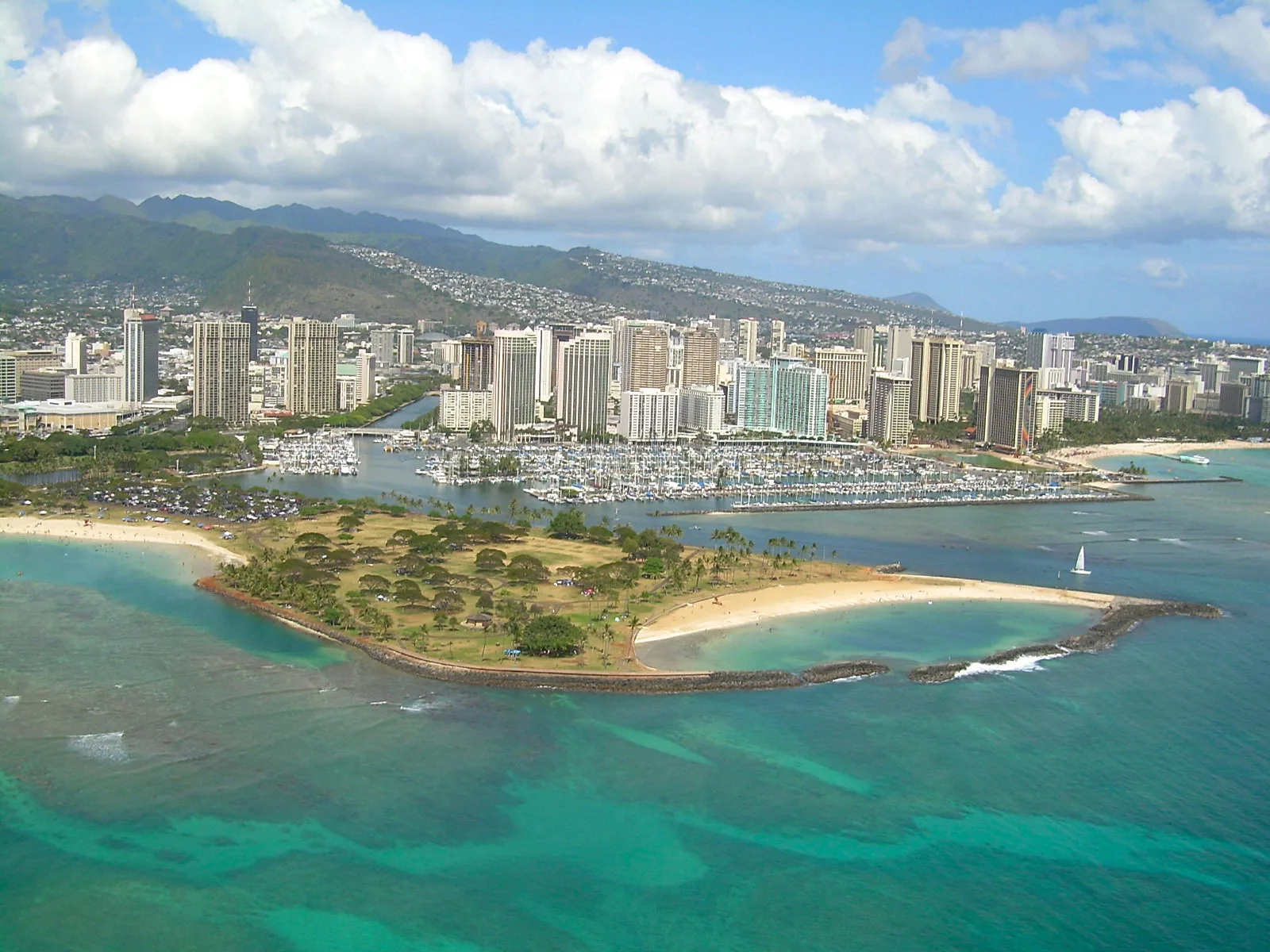 Magic Island 10 Min Walk