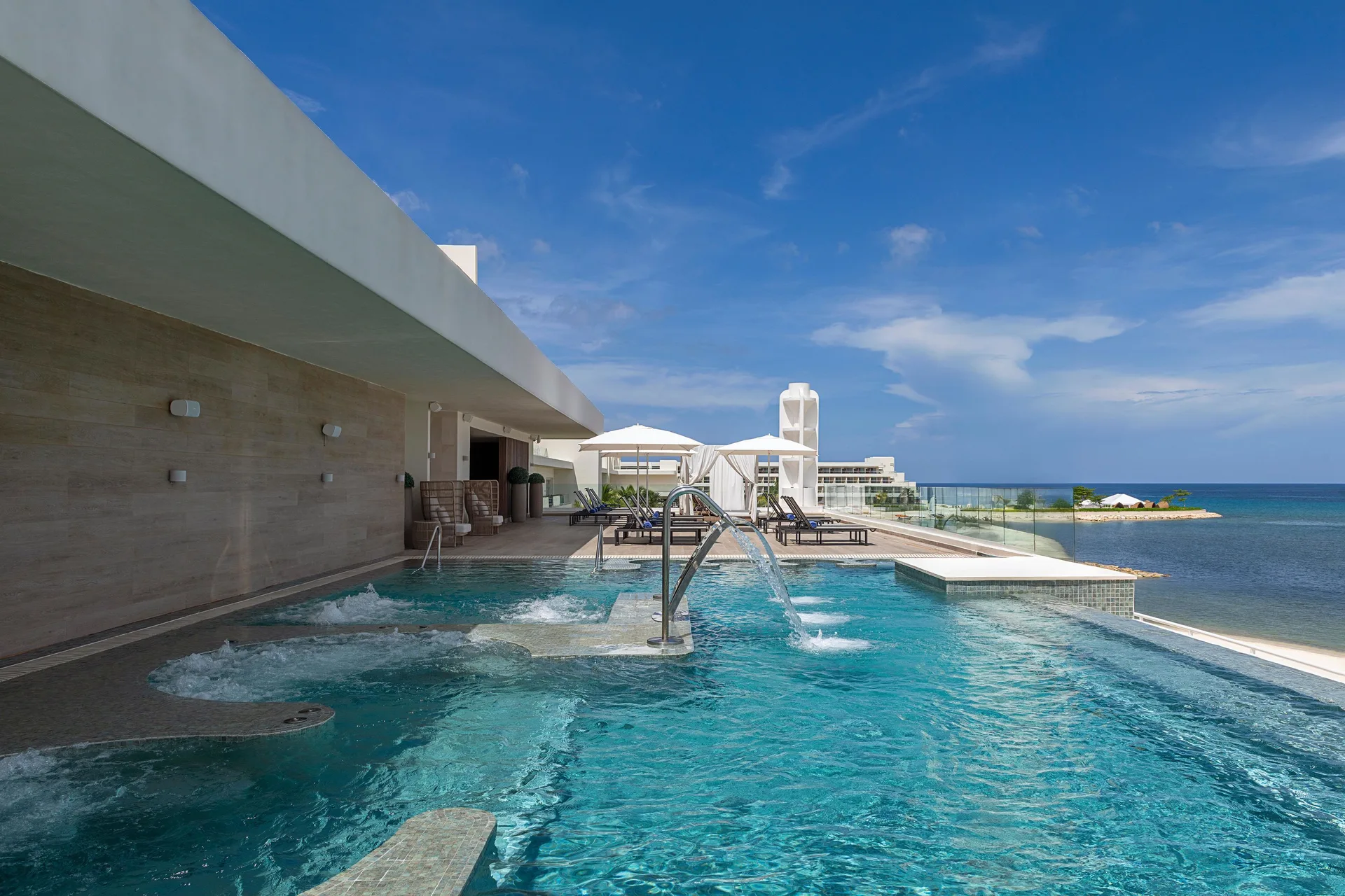 Infinity hydrotherapy pool overlooking the sea at Princess Senses The Mangrove Resort.