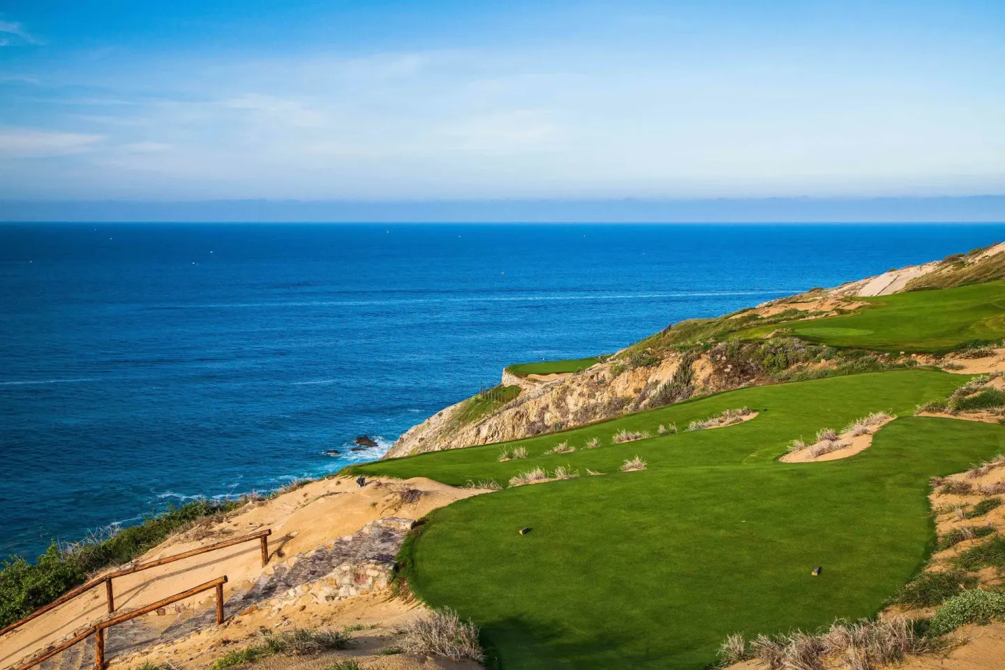 Oceanfront golf fairway on a cliff near Pueblo Bonito Rose Resort and Spa.