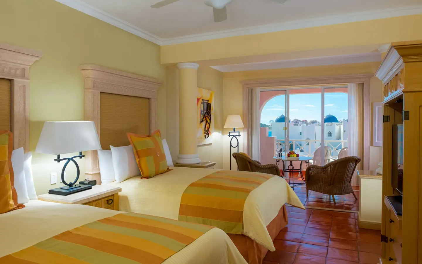 Luxury Suites Official 1