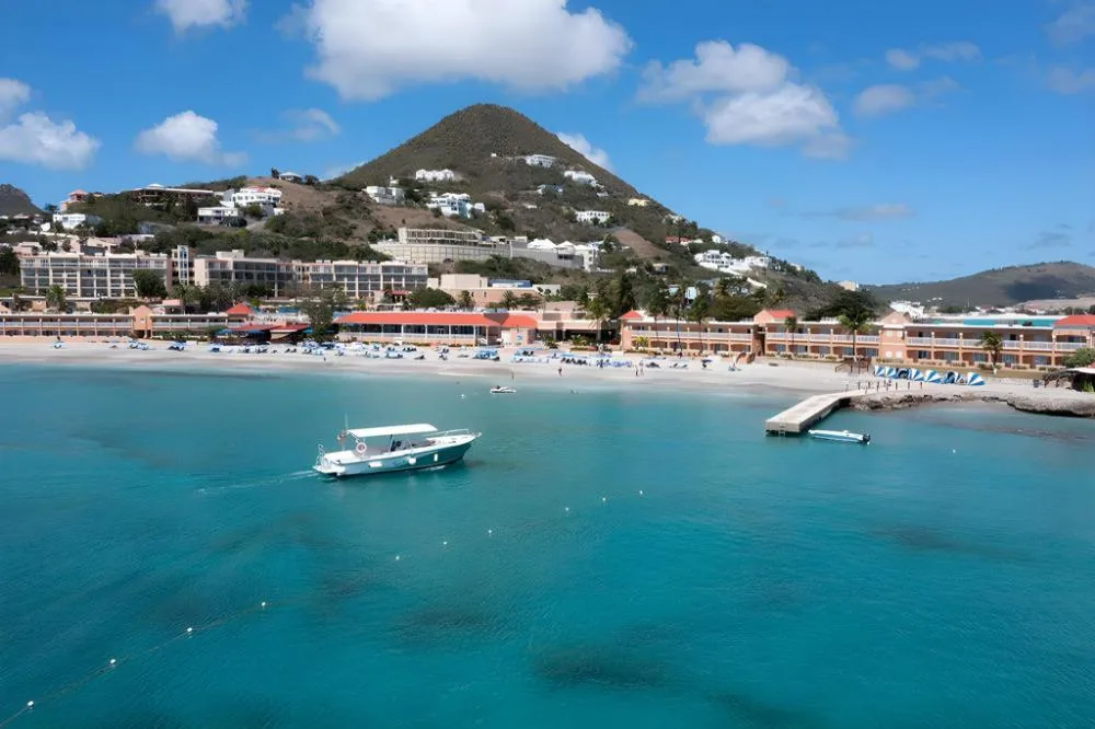 Divi Little Bay Beach Resort established beachfront resort with bayfront pool and sandy shoreline on Little Bay, Sint Maarten.