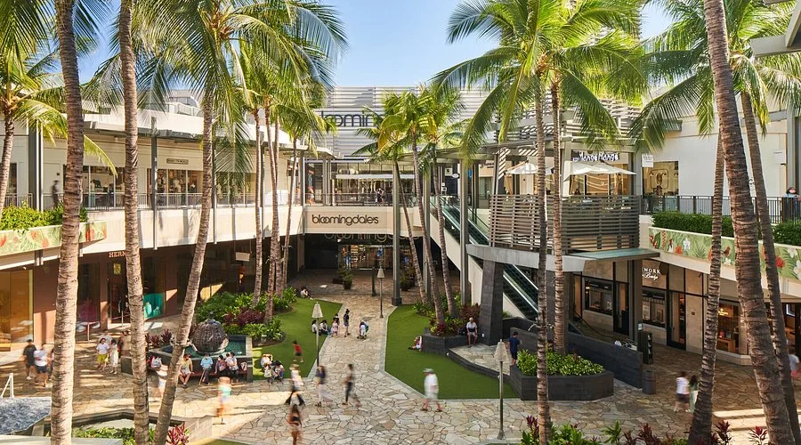 Ala Moana Center 10 Min Walk