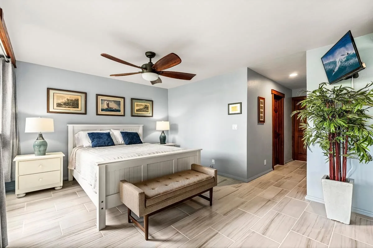 Keauhou Kona Surf and Racquet Club 6-101 condo rental with resort amenities and Keauhou Coast location