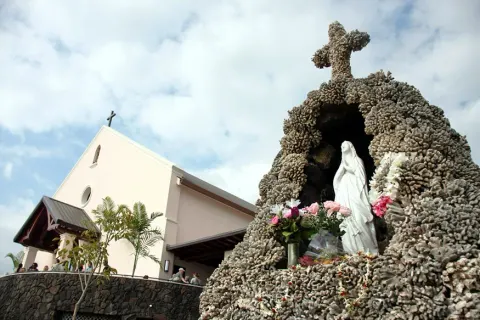 St Michael The Archangel Church 10 Min Walk