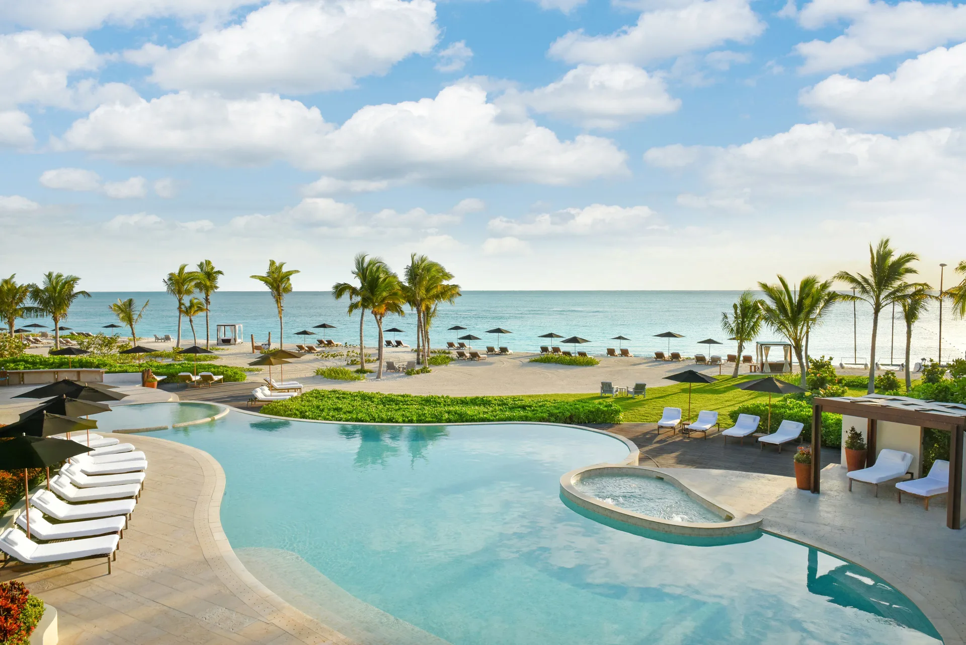 Rosewood Mayakoba luxury Riviera Maya resort with lagoon suites, beachfront setting and refined service