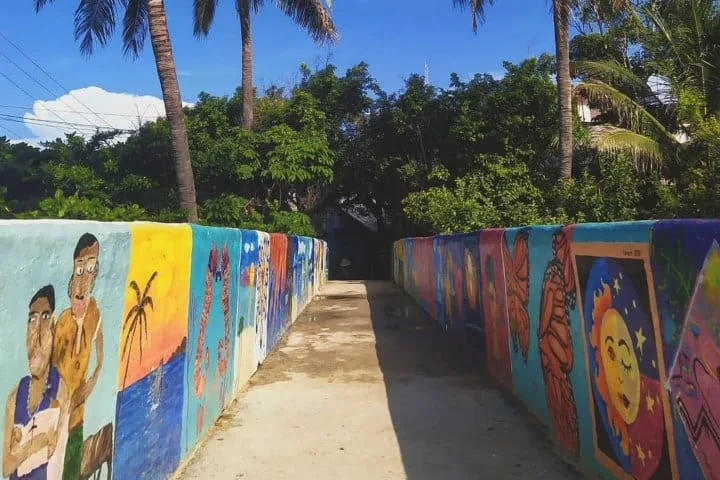 Paseo Del Beso 5 Min Drive