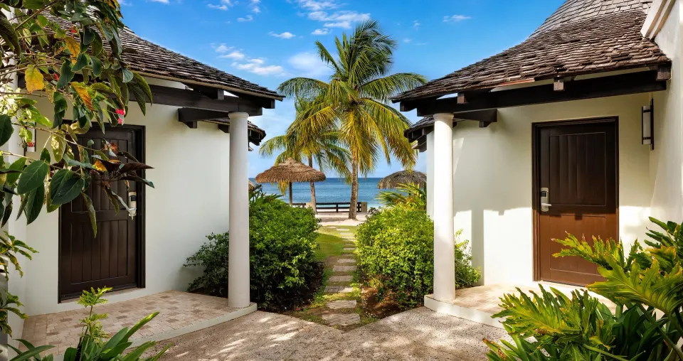 Beachfront Grande Rondoval Butler Suite With Private Pool Sanctuary Official 3