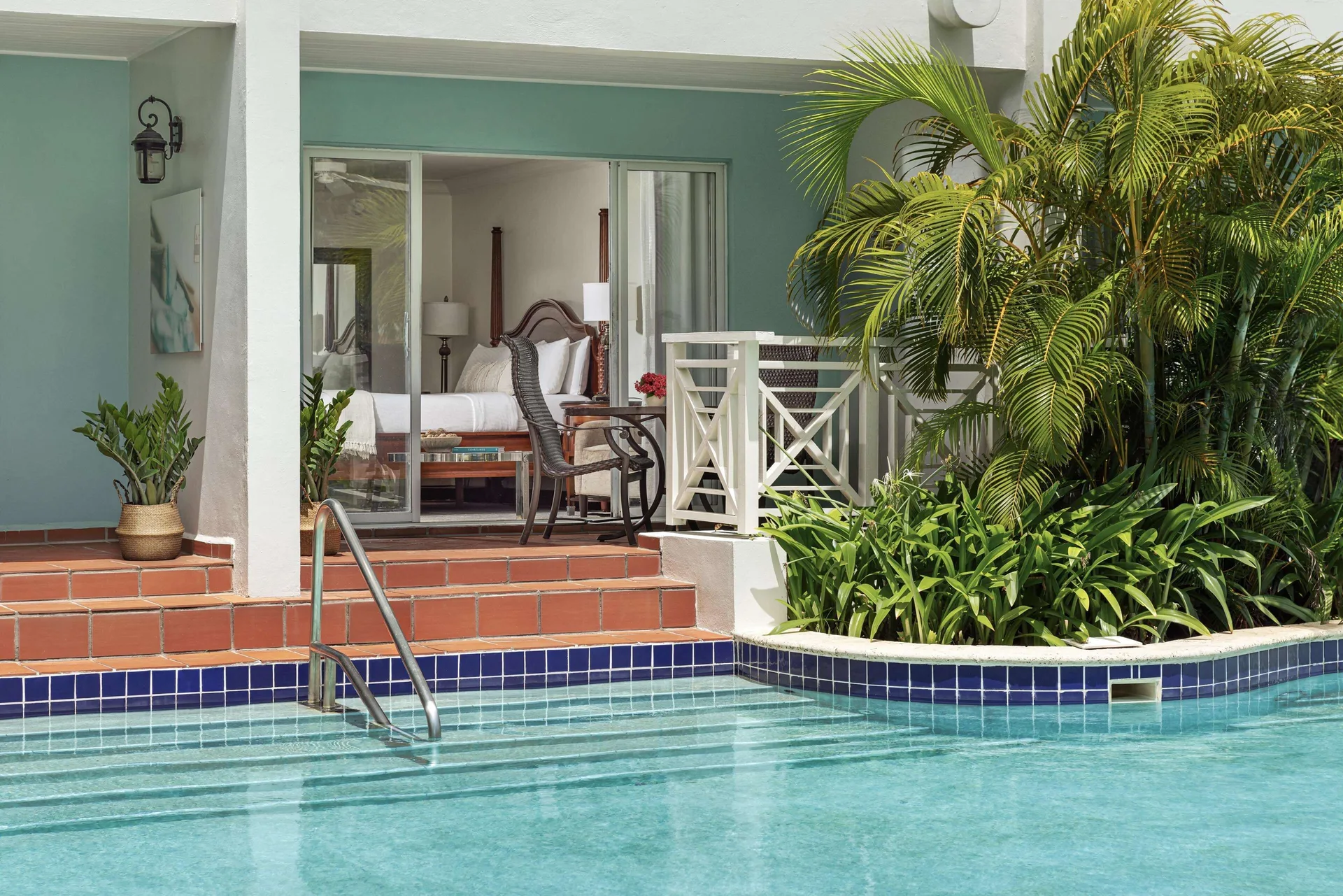 Swim-up Club Room patio and pool entrance at Sandals Grande St. Lucian.