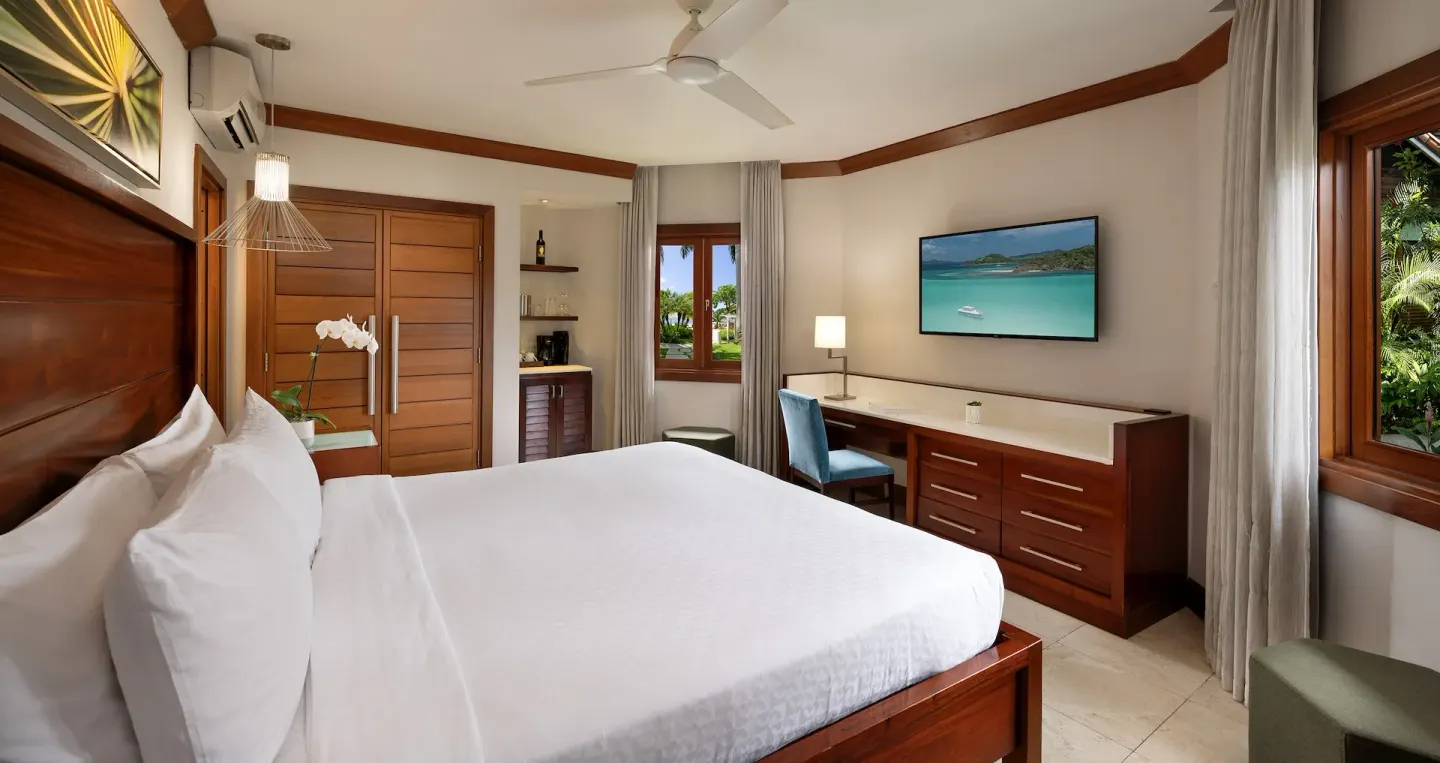 Longshore Oceanview Luxury Walkout Room Official 1