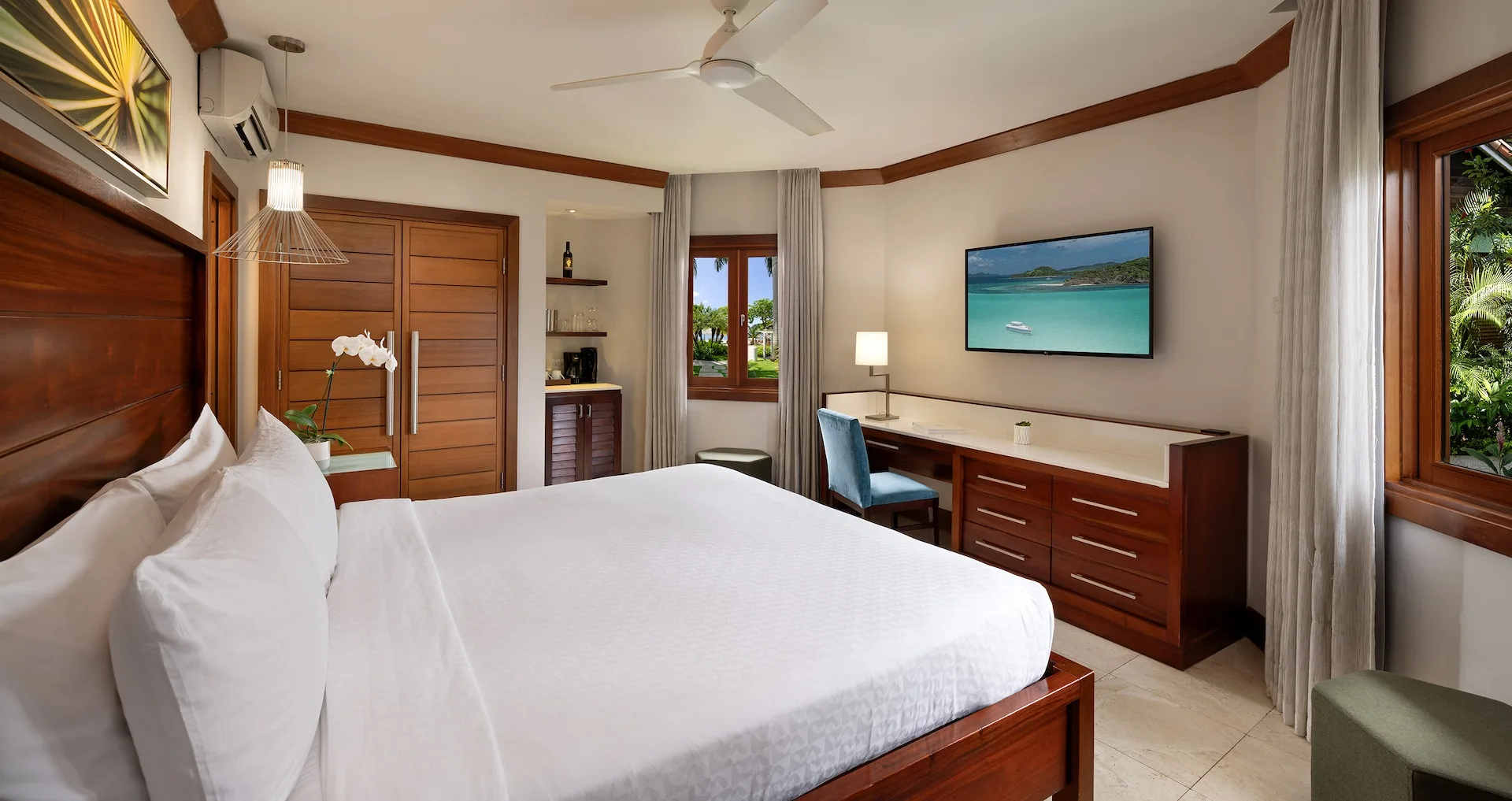 Longshore Oceanview Luxury Walkout Room Official 1