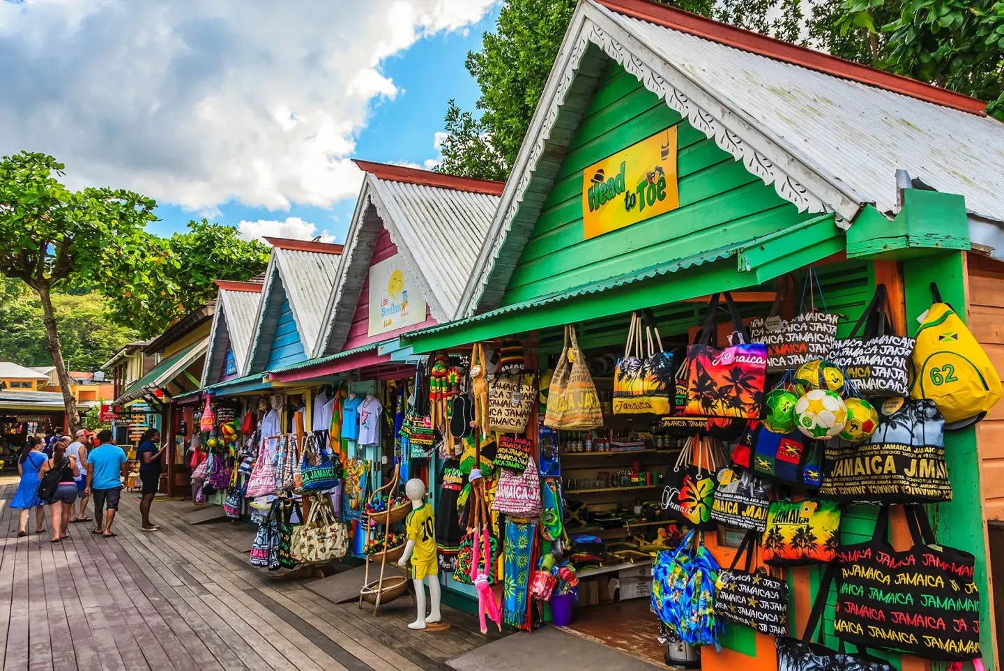 Coconut Grove Shopping Village 5 Min Walk