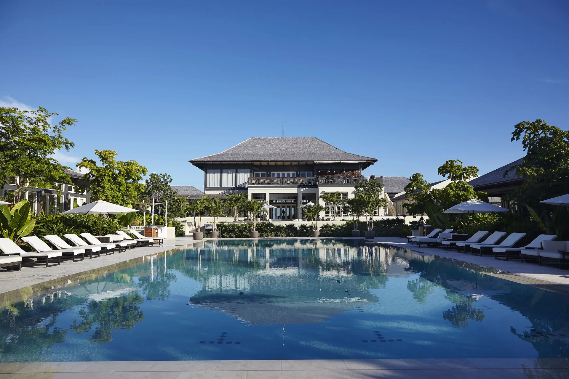 The Island House stylish Nassau boutique hotel with contemporary design and cultural atmosphere