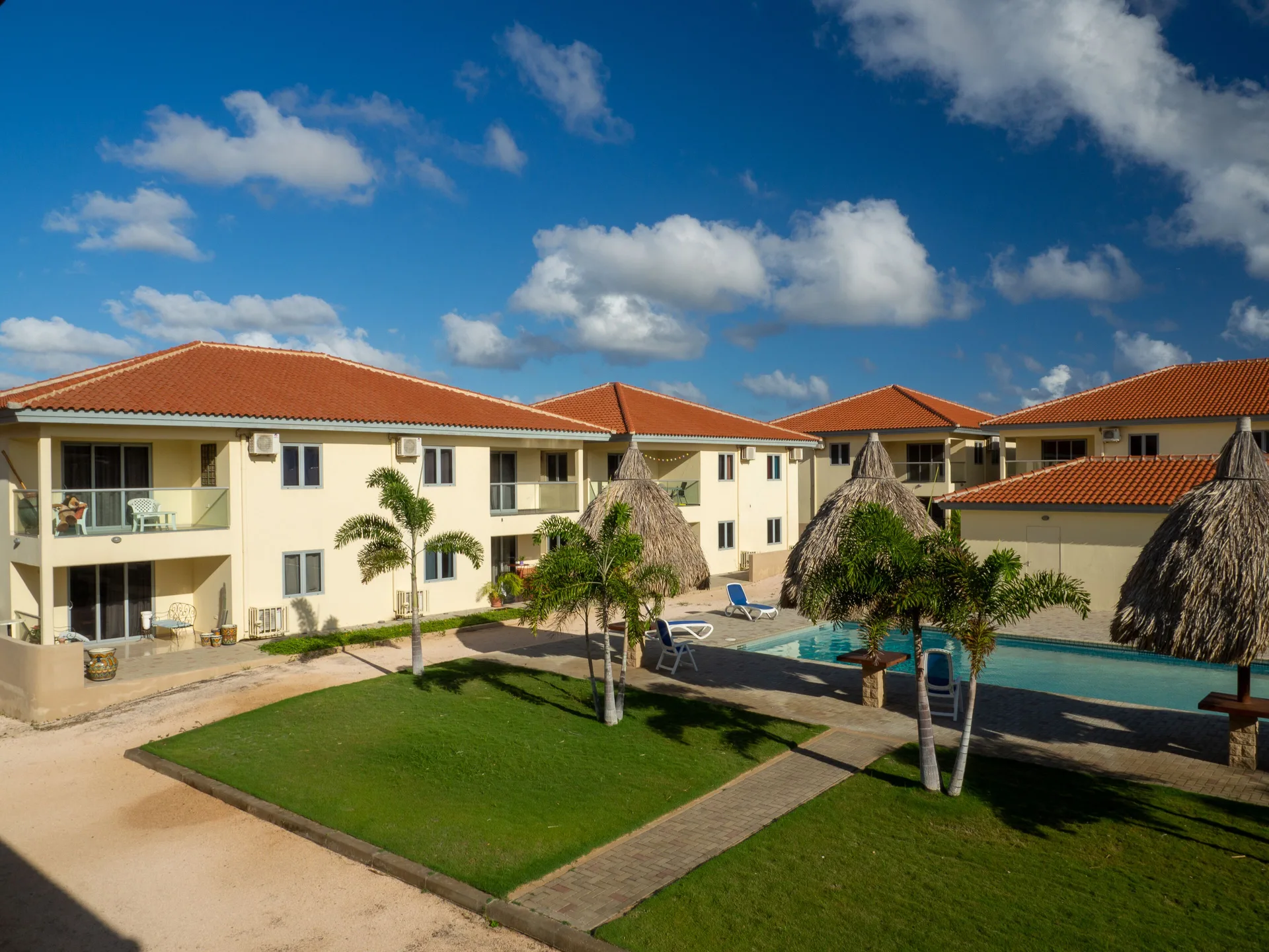 Sirena Resort Curaçao apartment-style accommodations with pool and relaxed atmosphere near Willemstad.