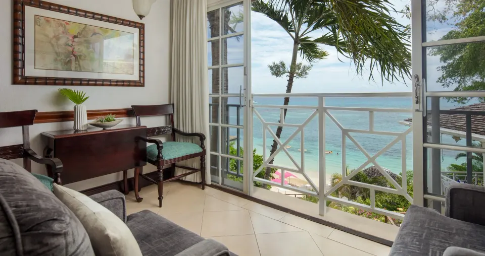 Regent Oceanfront Butler Suite Official 1