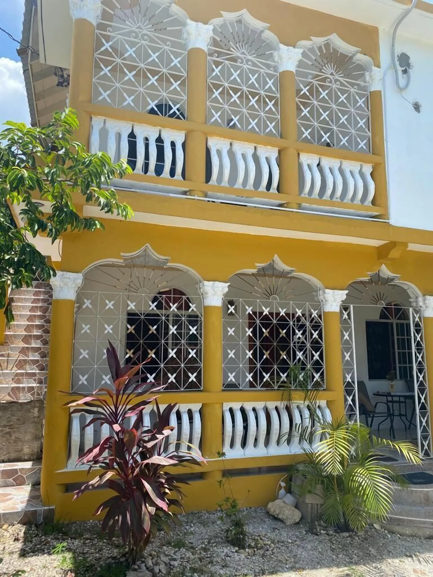 RUNTINGS HIDEAWAY STAY NOMPREL ROAD NEGRIL resort