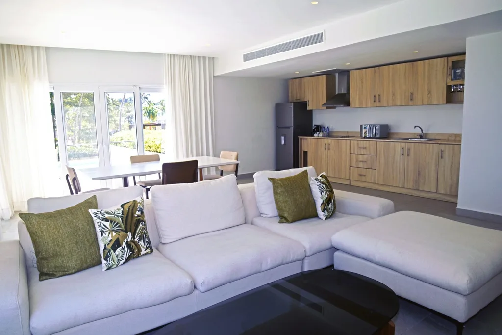 Senator Presidential Suite Private Pool Official 4