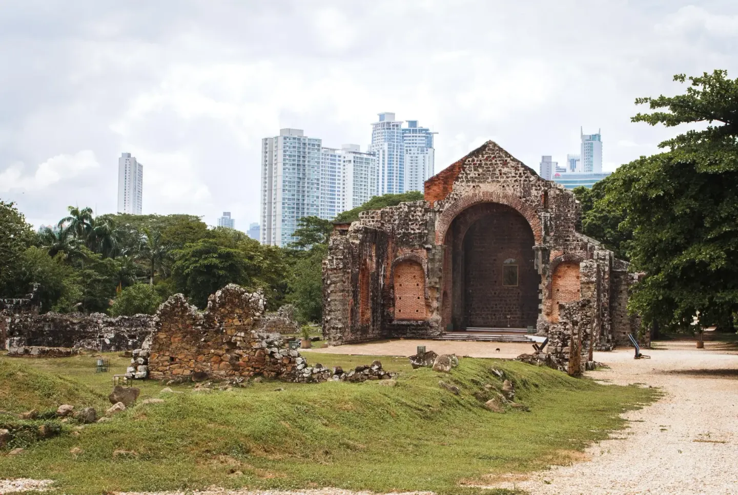 Panama Viejo Museum 5 Min Drive