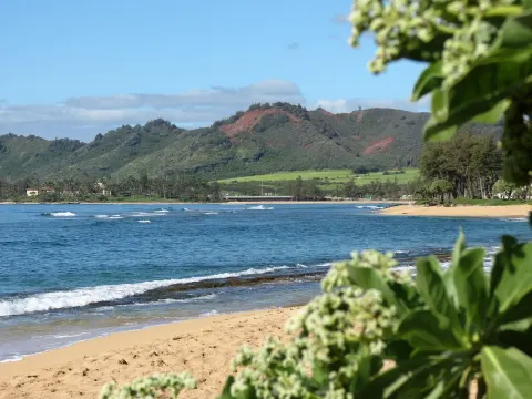 Lae Nani Beach 15 Min Walk