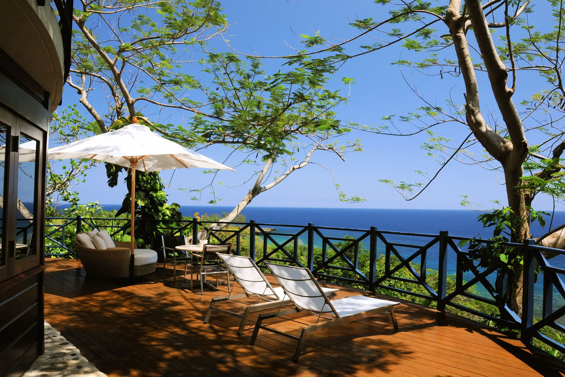 Geejam resort