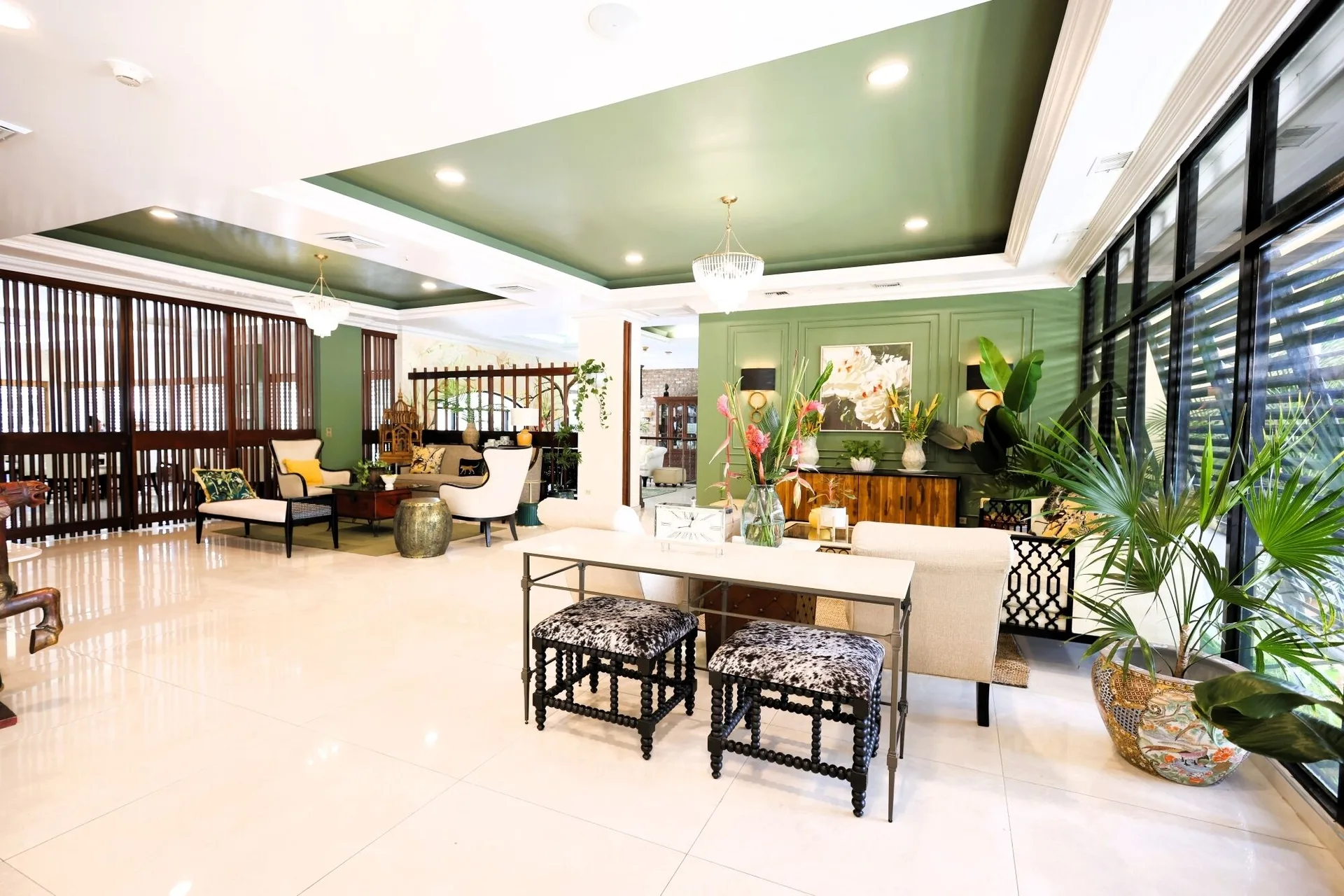 The Courtleigh Hotel and Suites resort