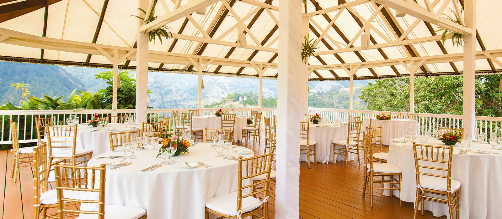 Jadevine Courtyard Venue at Strawberry Hill