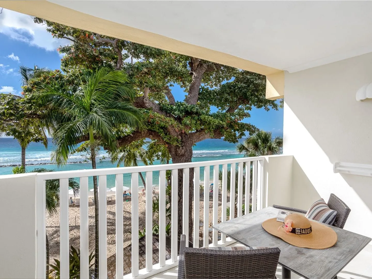 Oceanfront Family Suite Official 4