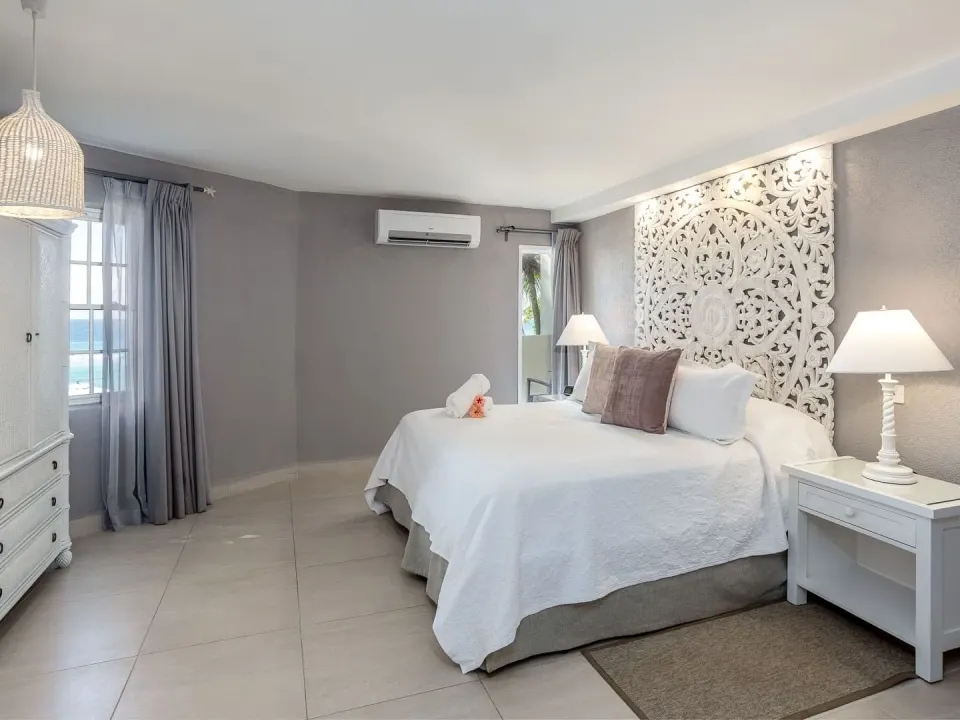 Two Bedroom Oceanfront Suite Official 1