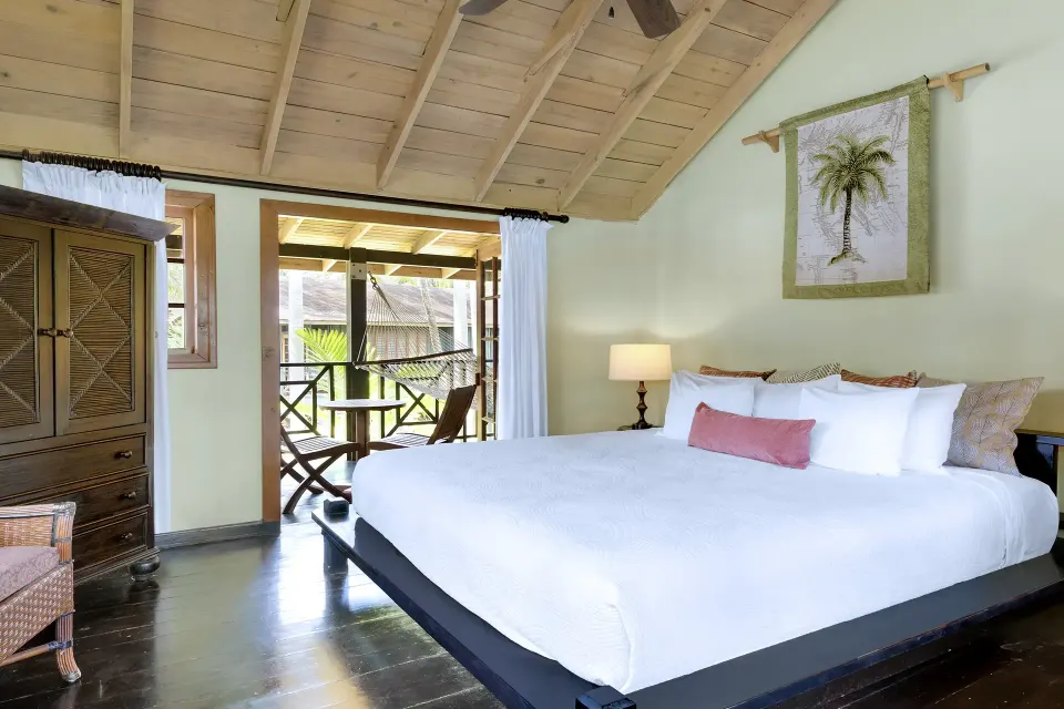 One Bedroom Treetop Suites Official 1
