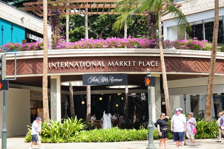 International Market Place 5 Min Walk