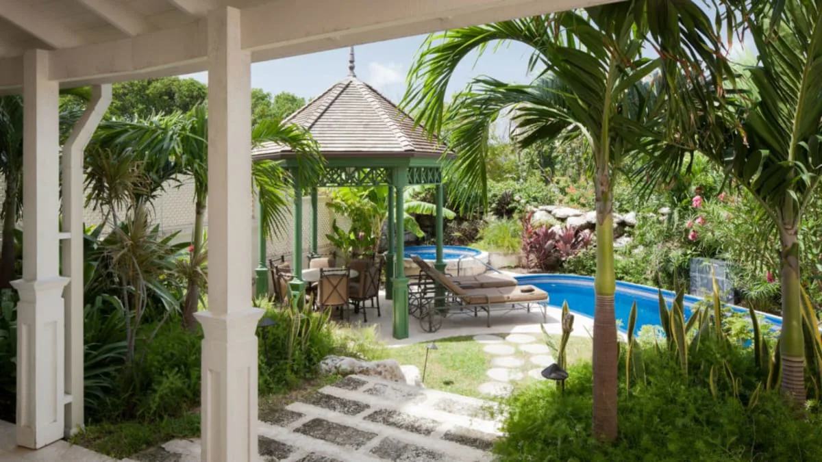 Two Bedroom Deluxe Suite With Garden Pool Official 2