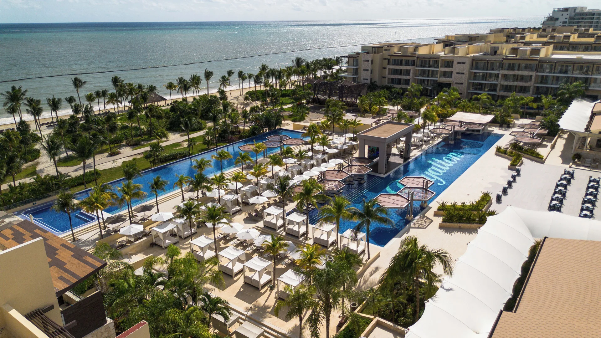 Royalton Riviera Cancun all-inclusive resort with family amenities, casino, pools and beachfront setting