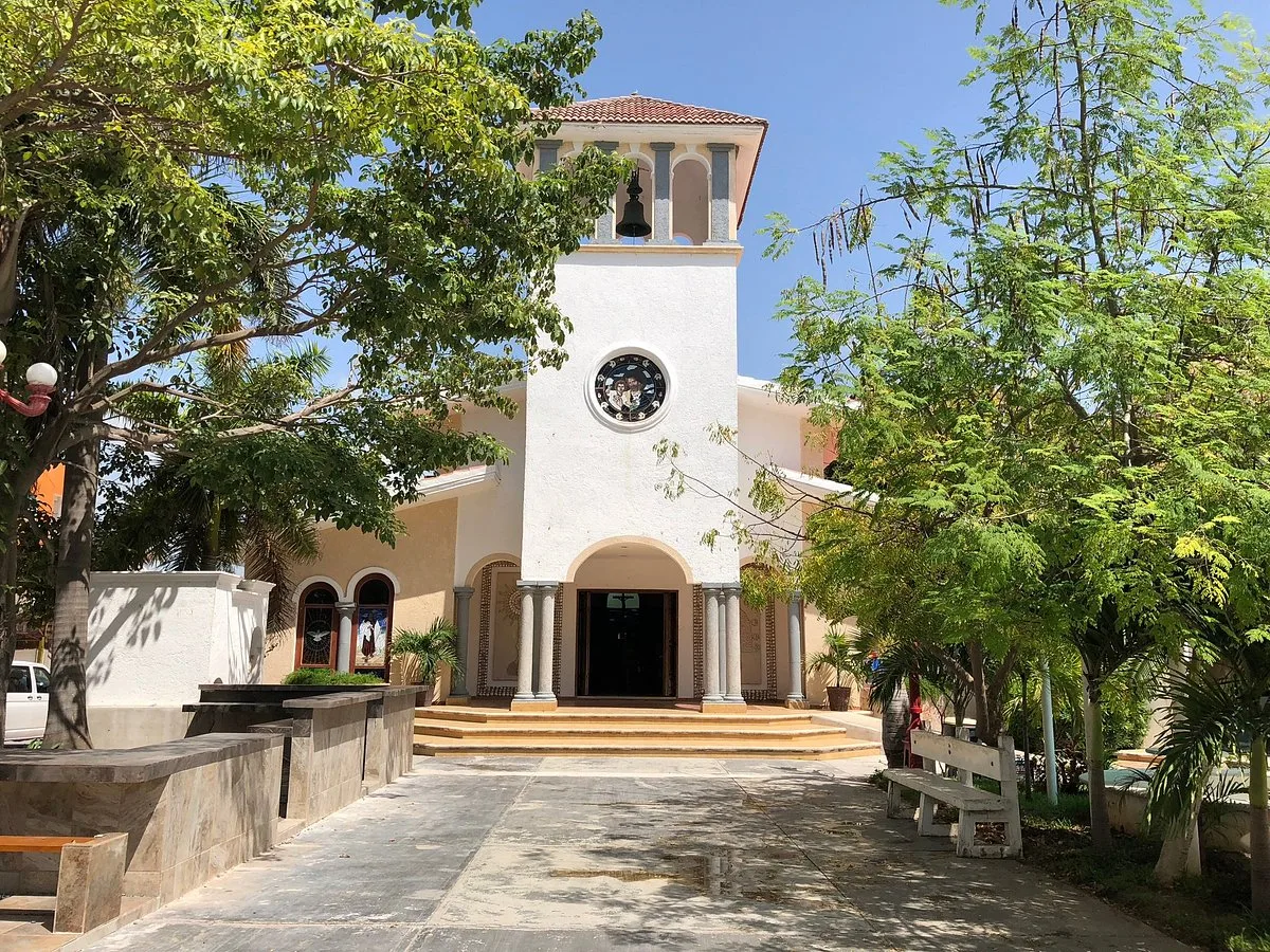 San Jose Catholic Parish 15 Min Walk
