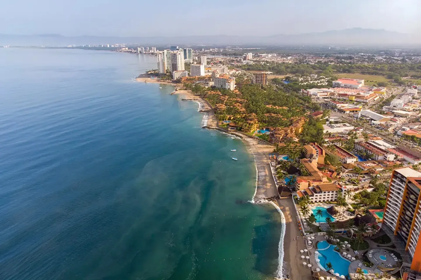 Hotel Zone Beach 1 Min Walk