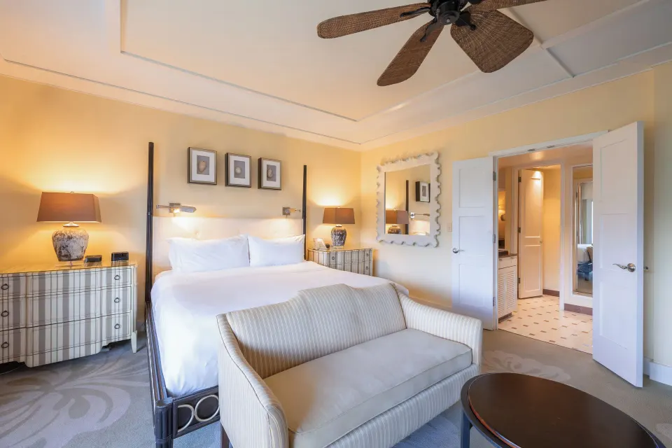 Golf Mountain View king room seating and bath entry at The Kahala Hotel & Resort.