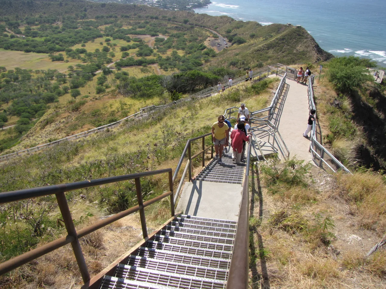 Diamond Head State Monument 5 Min Drive