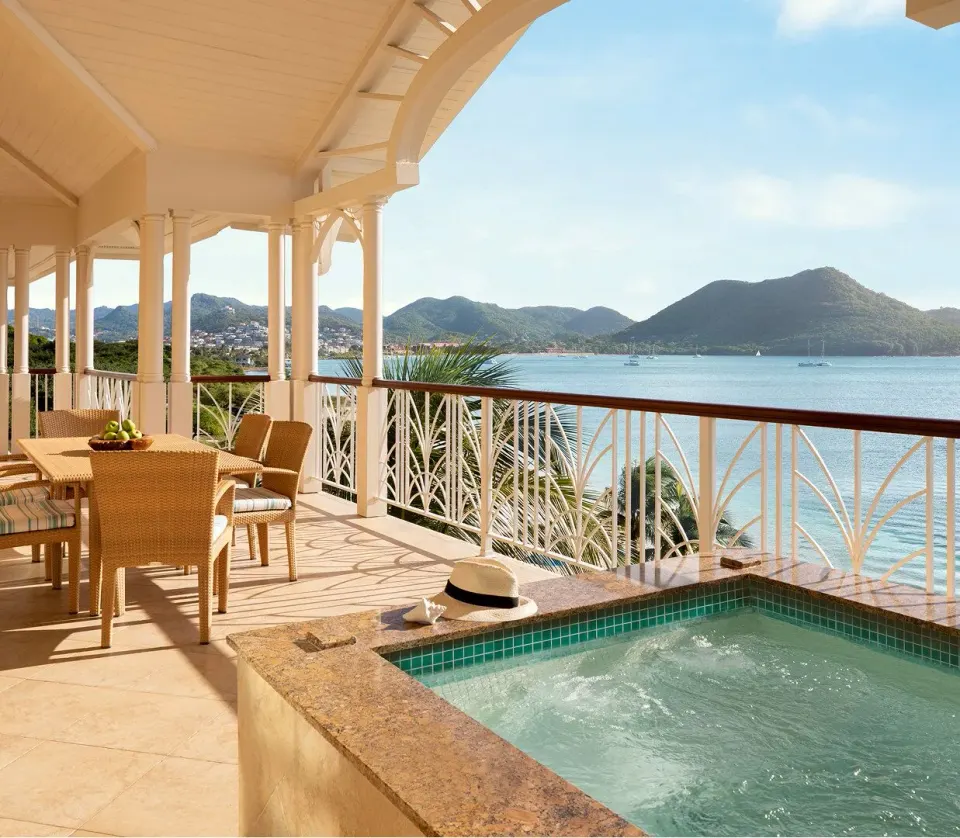 Two Bedroom Beachfront Suite W Plunge Pool Official 4