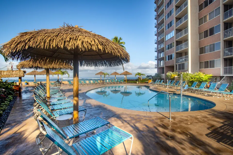 Royal Kahana Maui by OUTRIGGER oceanfront condo-resort with beachfront tower and Pacific Ocean views in Kahana, Maui.