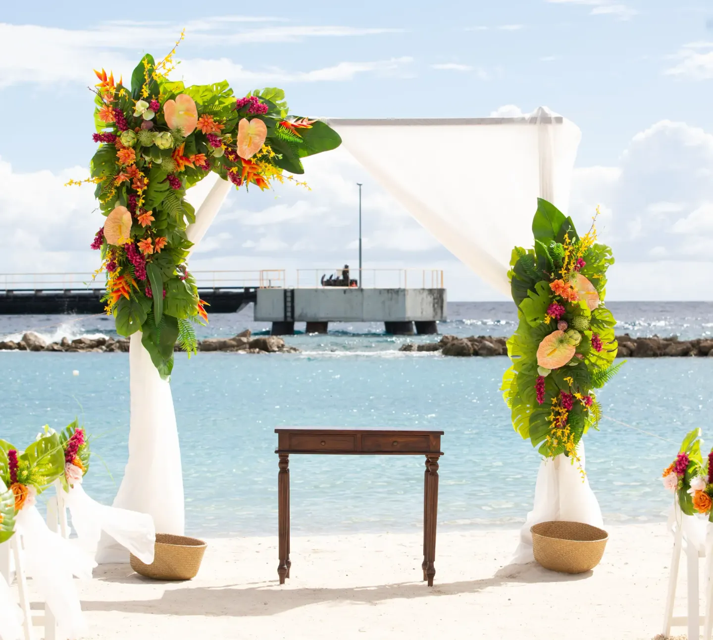 Private Beach Venue at The Rif at Mangrove Beach Corendon Curacao, Curio