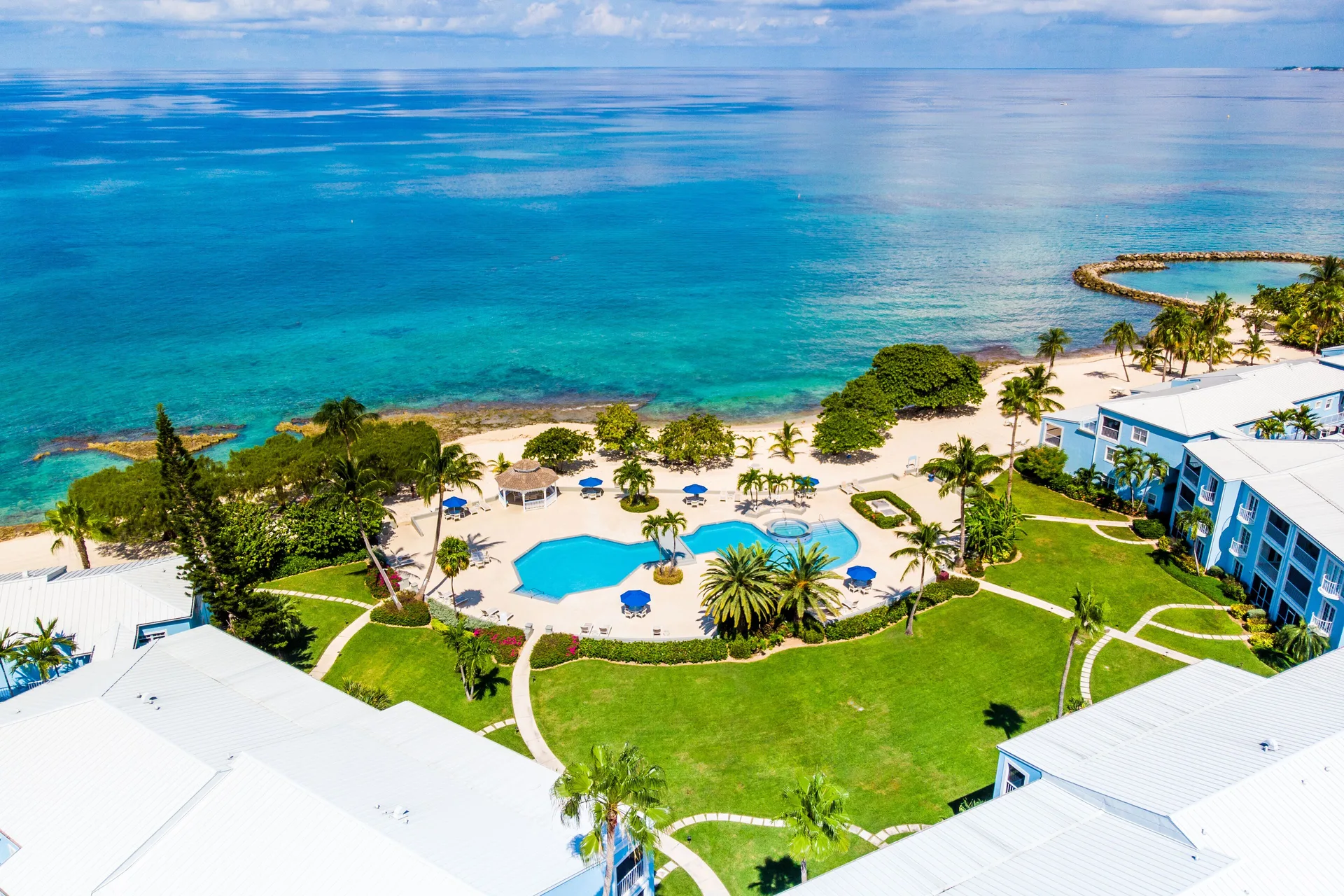 The Grandview Condos on Seven Mile Beach beachfront condominiums with spacious units and ocean views