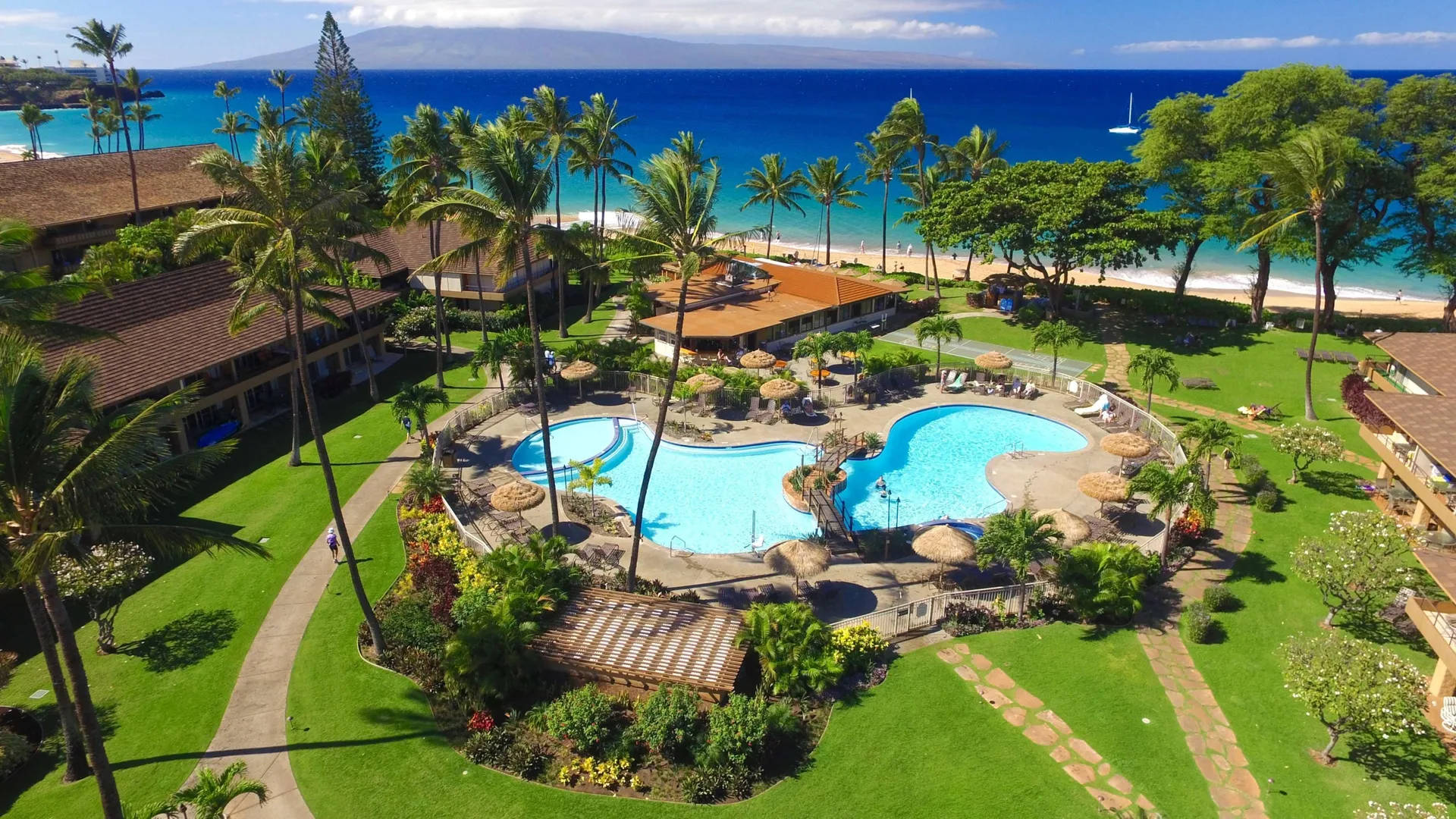 Aston Maui Kaanapali Villas relaxed Maui resort with villa-style accommodations and beach access