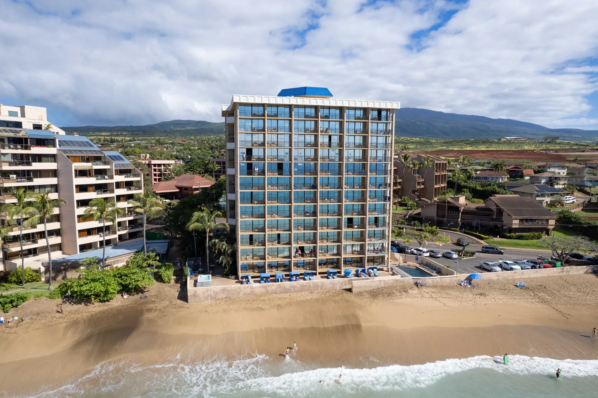 Kahana Beach Vacation Club oceanfront vacation resort with condominium-style accommodations and beach access