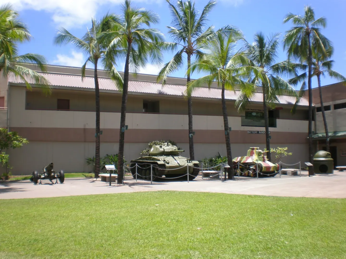Fort Derussy 1 Min Walk
